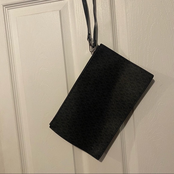 Michael Kors BUNDLE! jet set travel tote, wristlet and wallet set - Picture 11 of 13